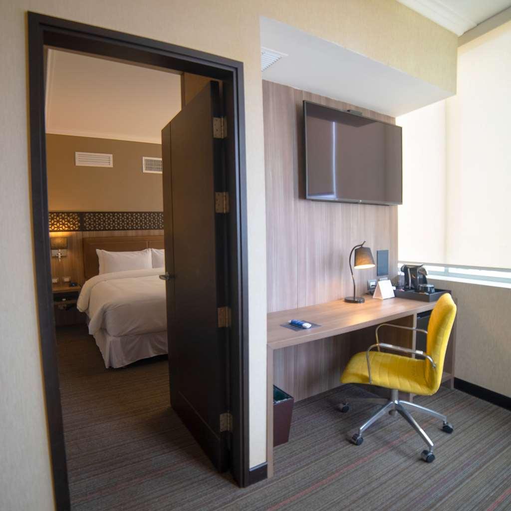Doubletree By Hilton Trujillo Hotel Encalada Kamer foto