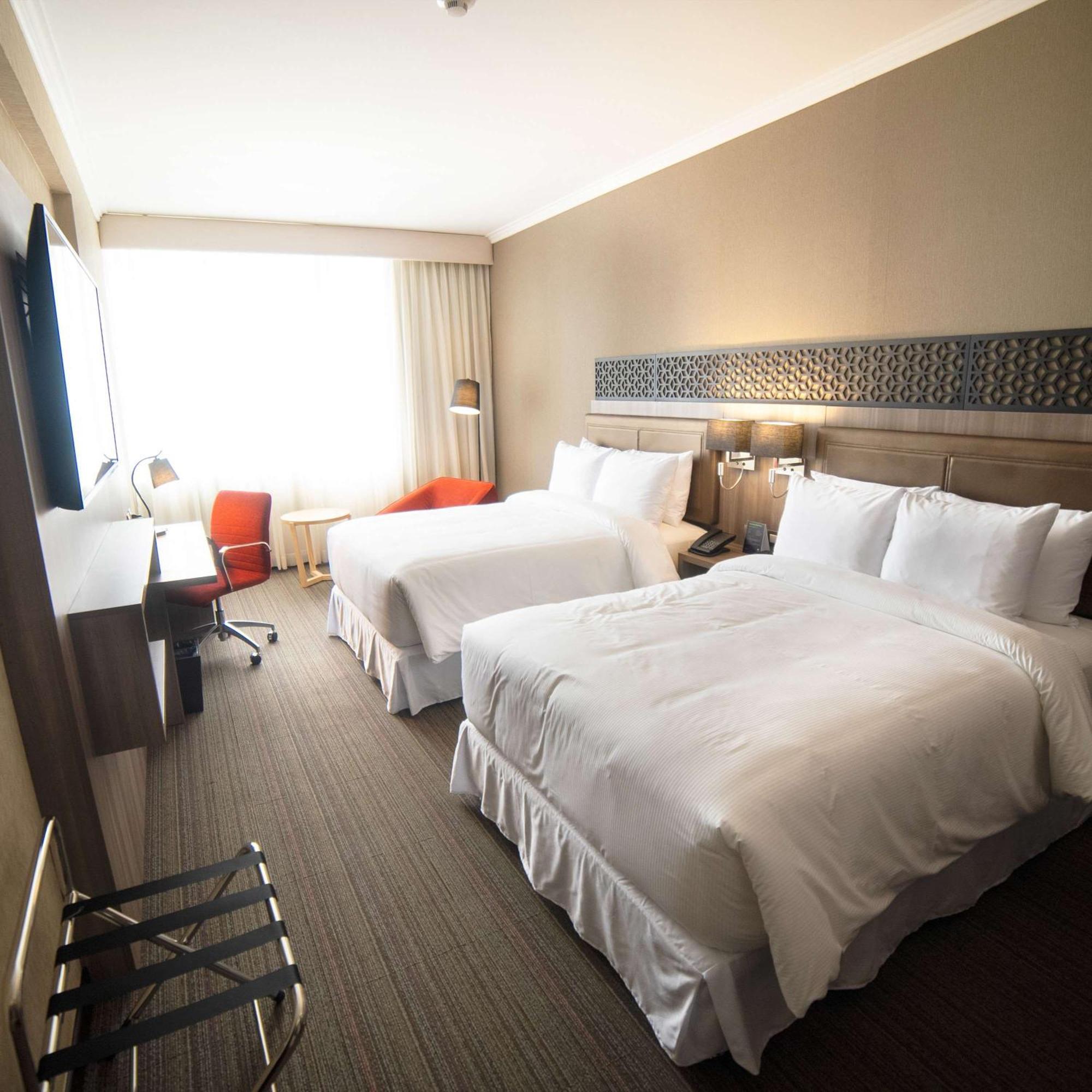Doubletree By Hilton Trujillo Hotel Encalada Buitenkant foto
